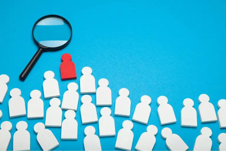Active Sourcing vs. Stellenanzeige: Was für einen Handwerksbetrieb in der Region wirklich funktioniert